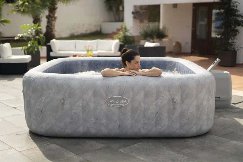 Lay-Z-Spa San Francisco HydroJet Pro 7 Person Square Hot Tub WiFi