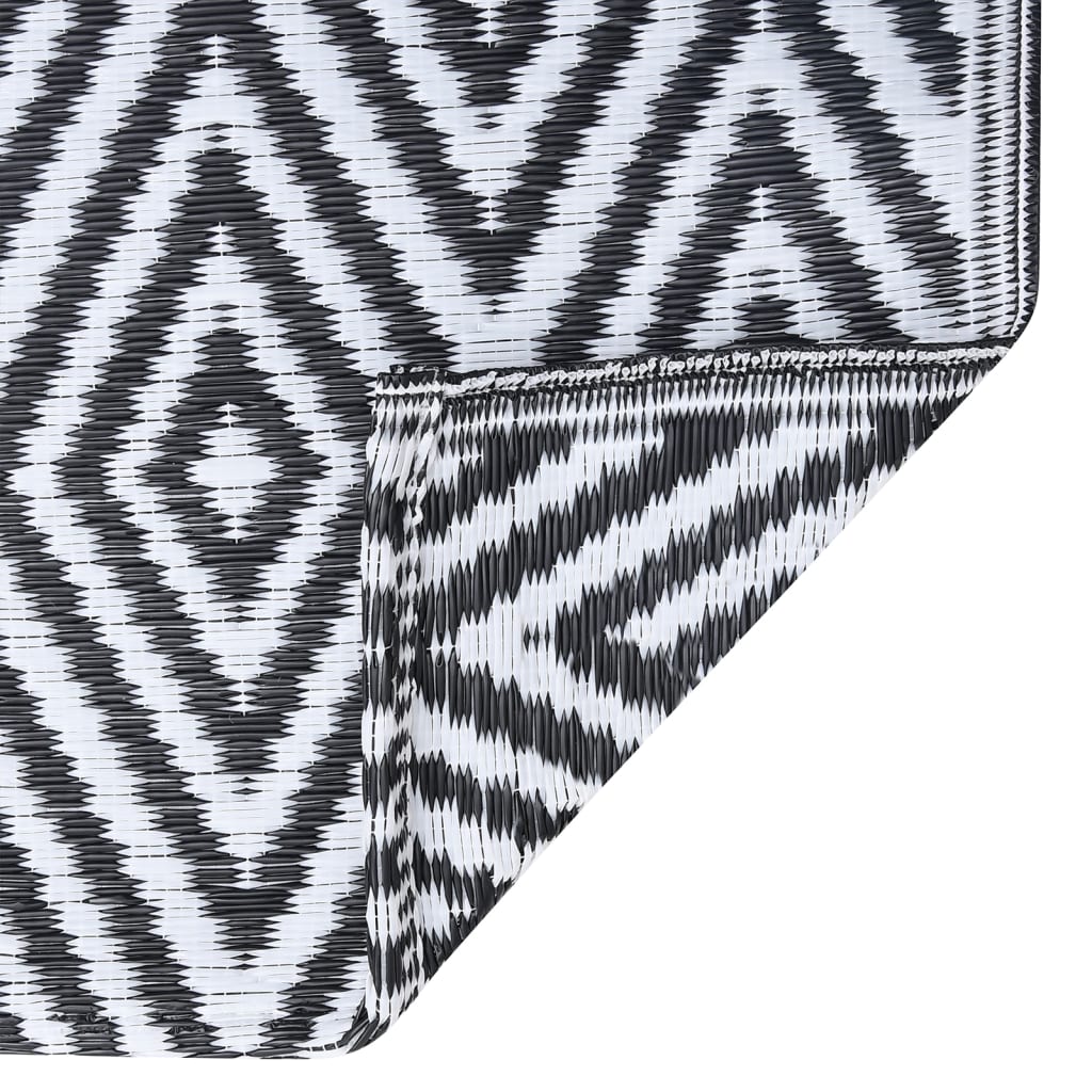 vidaXL Outdoor Carpet ARAKIL White and Black 120x180 cm PP