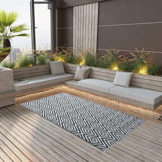 310429 vidaXL Outdoor Carpet ARAKIL White and Black 120x180 cm PP