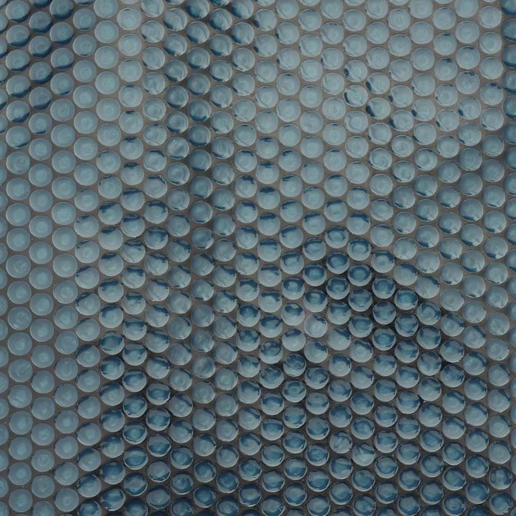 vidaXL Floating PE Solar Pool Film 549x274 cm Black and Blue