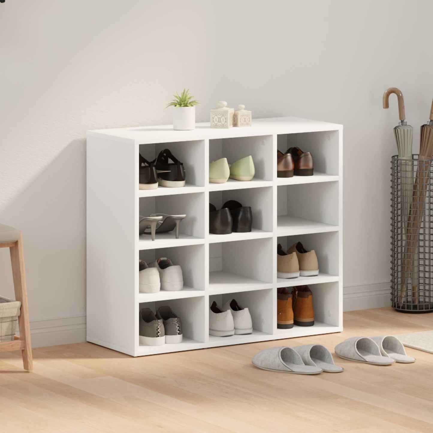vidaXL Shoe Cabinet 77.5 x 30 x 67 cm Engineered Wood White