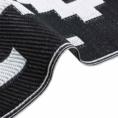 vidaXL Outdoor Carpet ARAKIL White and Black 190x290 cm PP