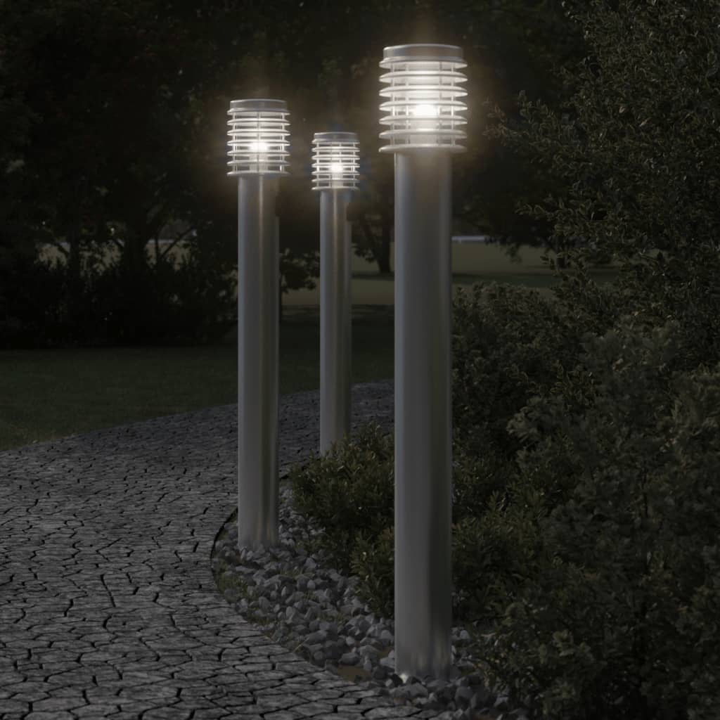 vidaXL Outdoor Floor Lamp with Outlet Silver 110cm Stainless Steel