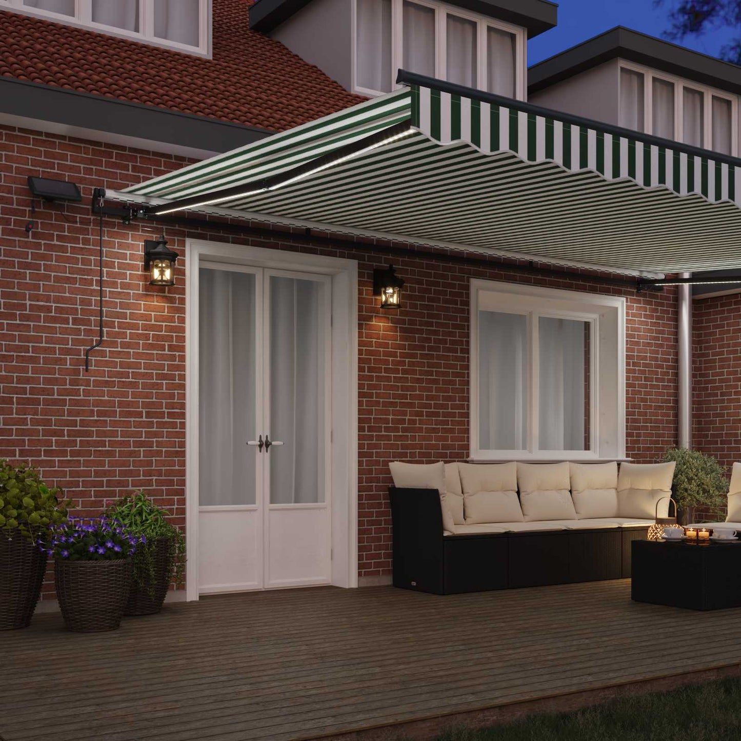 vidaXL Retractable Awning Green and White 500 x 300 cm
