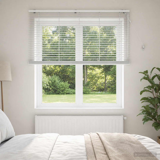 vidaXL Venetian Blind White 150 x 160 cm 35 mm Solid Paulownia Wood