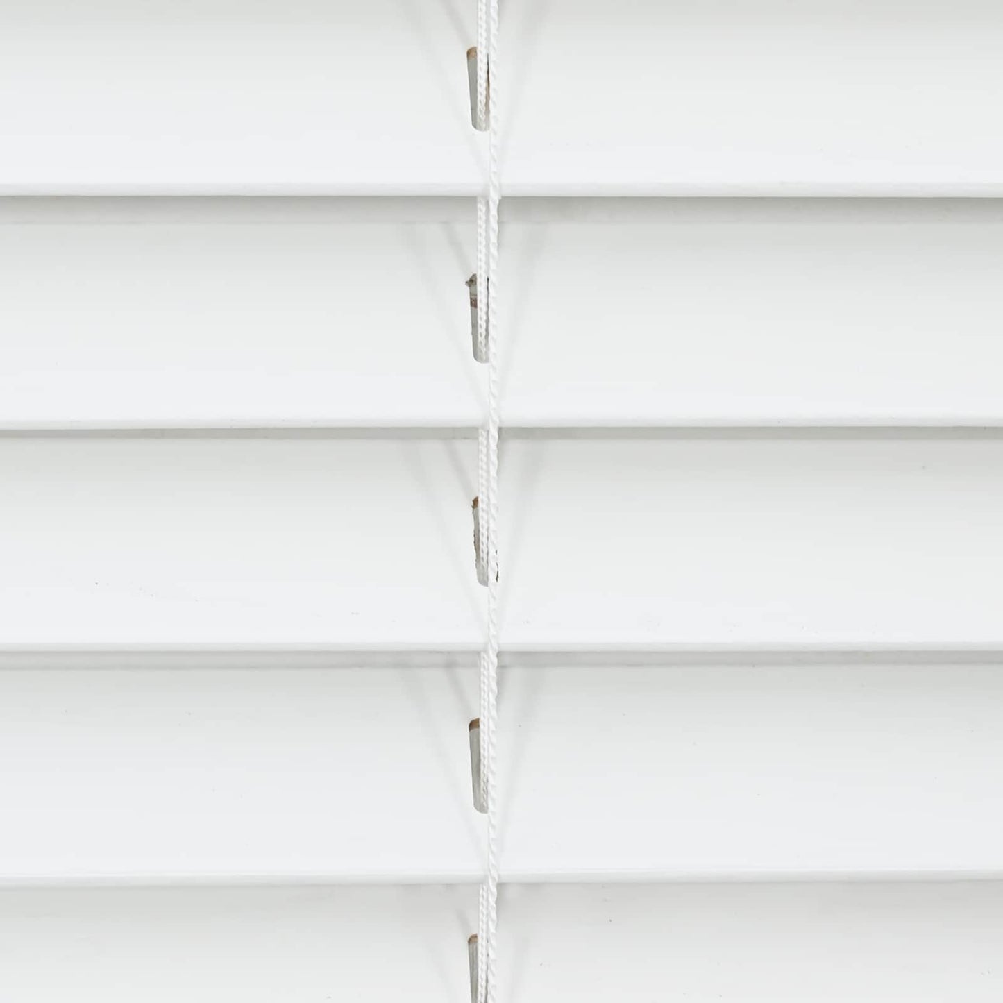 vidaXL Venetian Blind White 145 x 250 cm 35 mm Solid Paulownia Wood