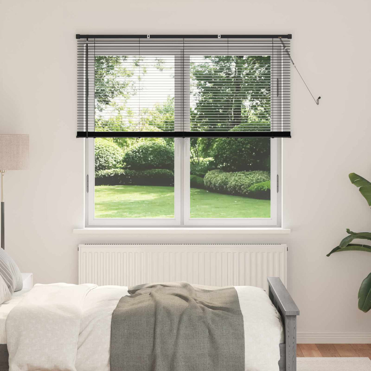 vidaXL Venetian Blind Black 150 x 150 cm 25 mm PVC