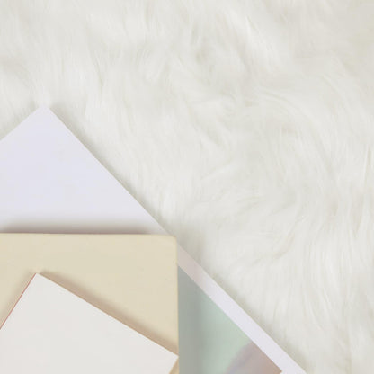 vidaXL Faux Sheepskin Rug TAFALLA White 200 x 200 cm Polyester