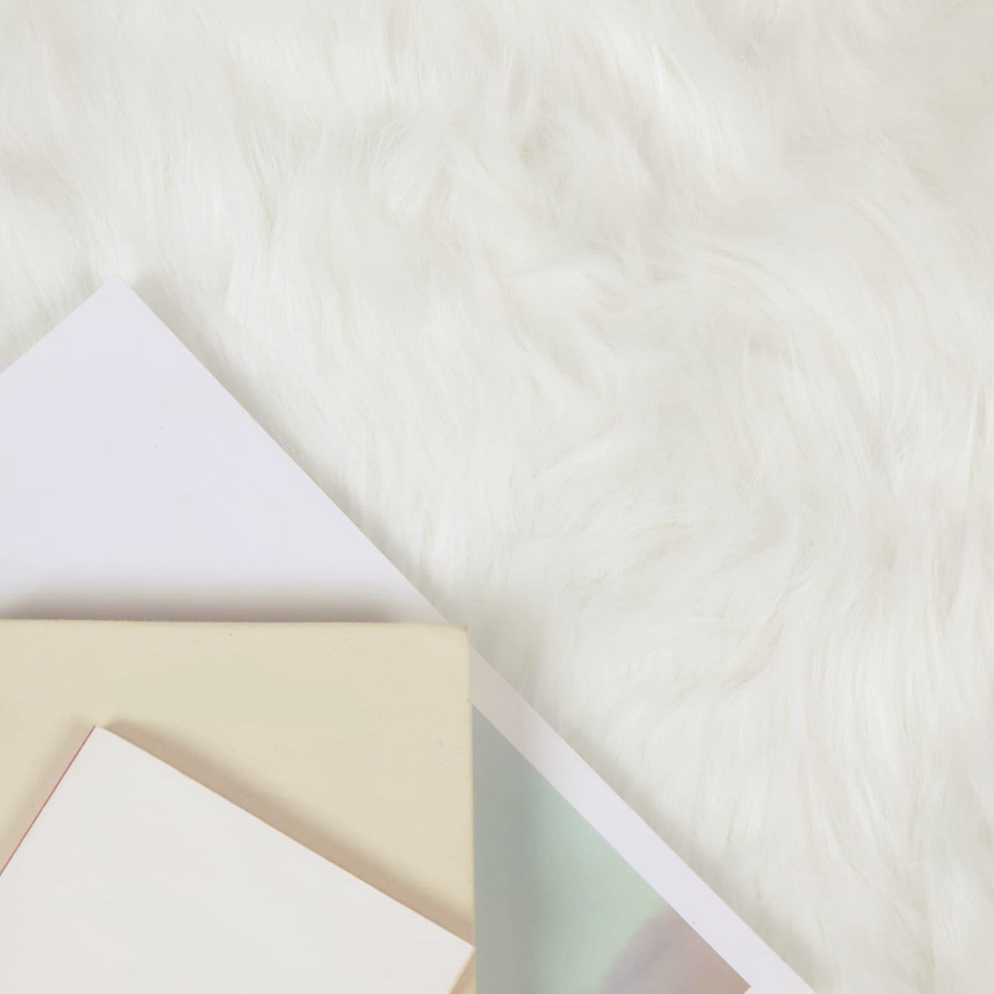 vidaXL Faux Sheepskin Rug TAFALLA White Ø 100 cm Polyester