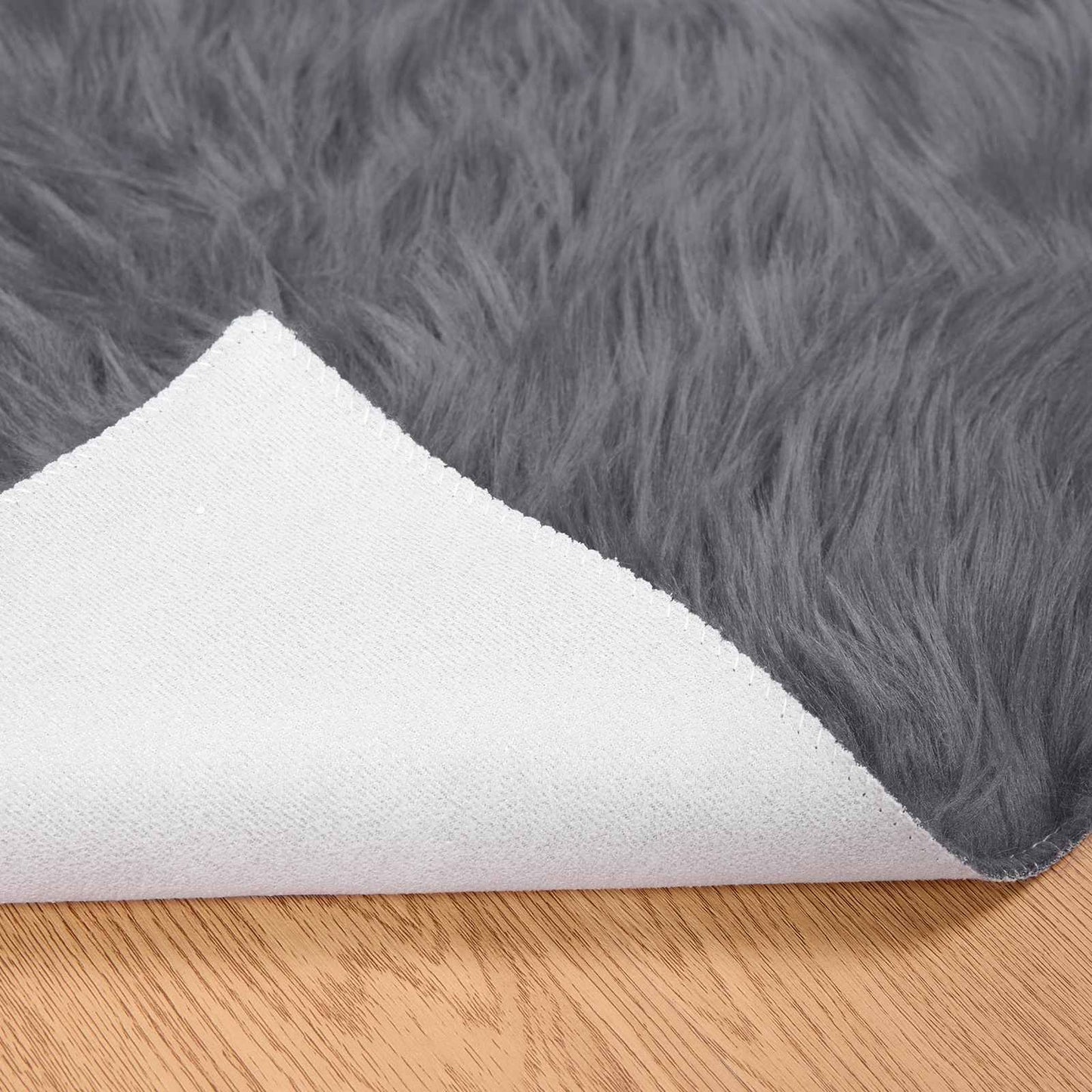 vidaXL Faux Sheepskin Rug TAFALLA Anthracite 60 x 110 cm Polyester
