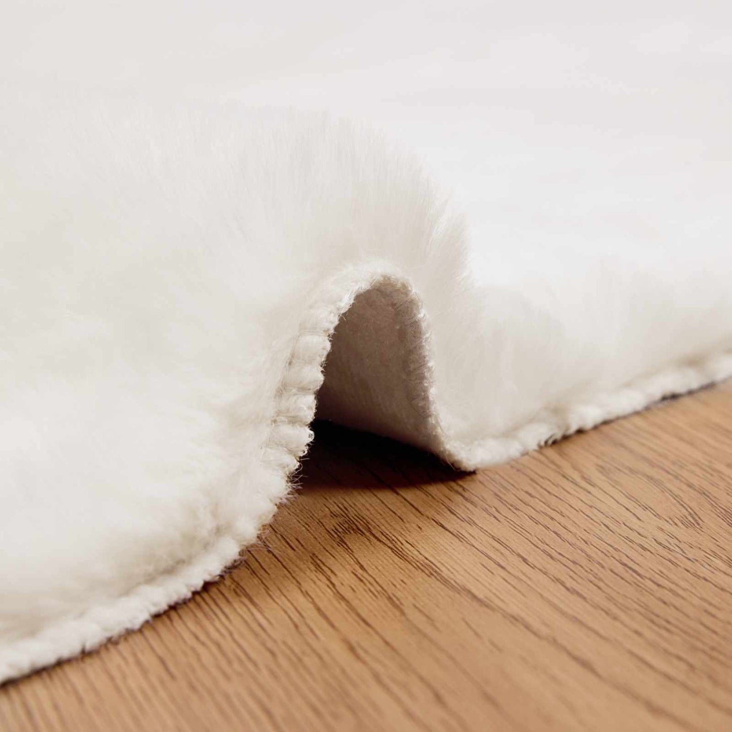vidaXL Anti-Slip Faux Rabbit Fur Rug OLITE Cream 60 x 110 cm Polyester