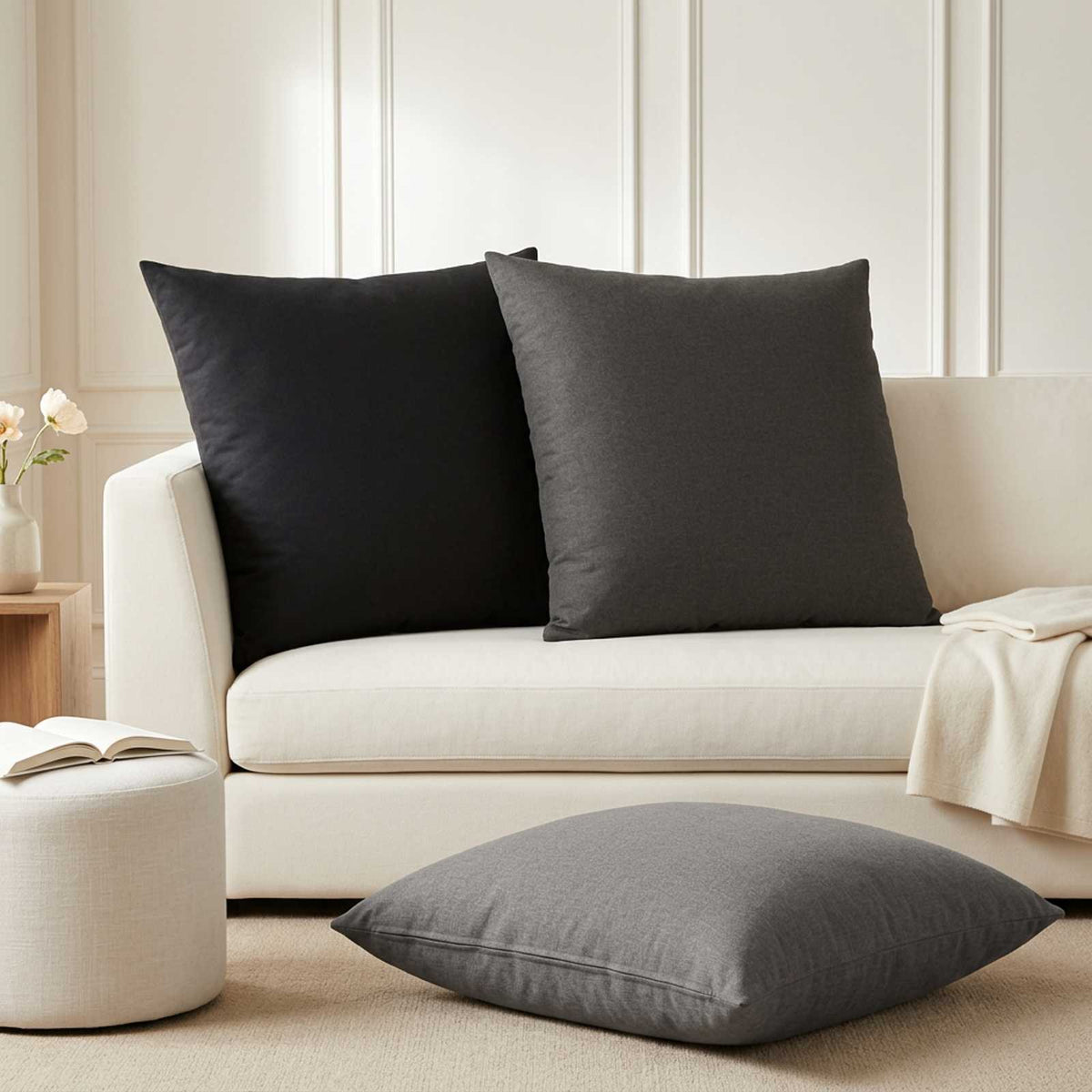 vidaXL Throw Pillow 2 pcs HEERLEN Black 70 x 70 cm Fabric