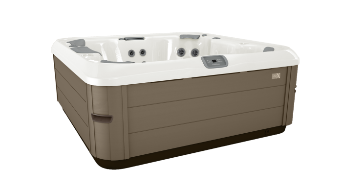 Bullfrog Spas X7 High Capacity 8 Person Square Hot Tub – Premium Corner Seating & Spacious Home Spa