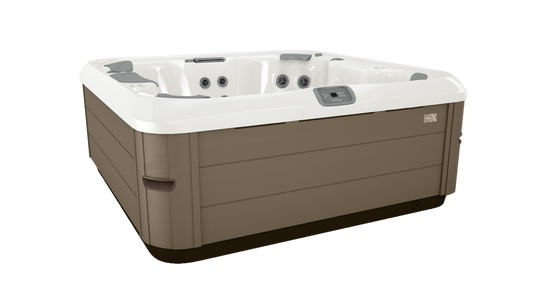 Bullfrog Spas High Capacity with 8 Person Square Hot Tub